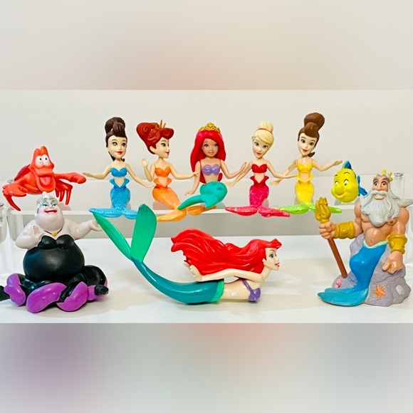 RARE The Little Mermaid - Prince Eric's Castle PlaySet - Picture 9 of 12
